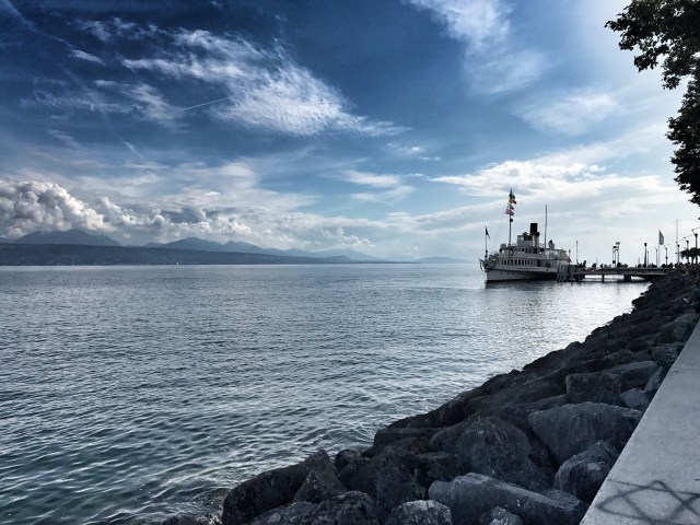 lake from luasanne.jpg